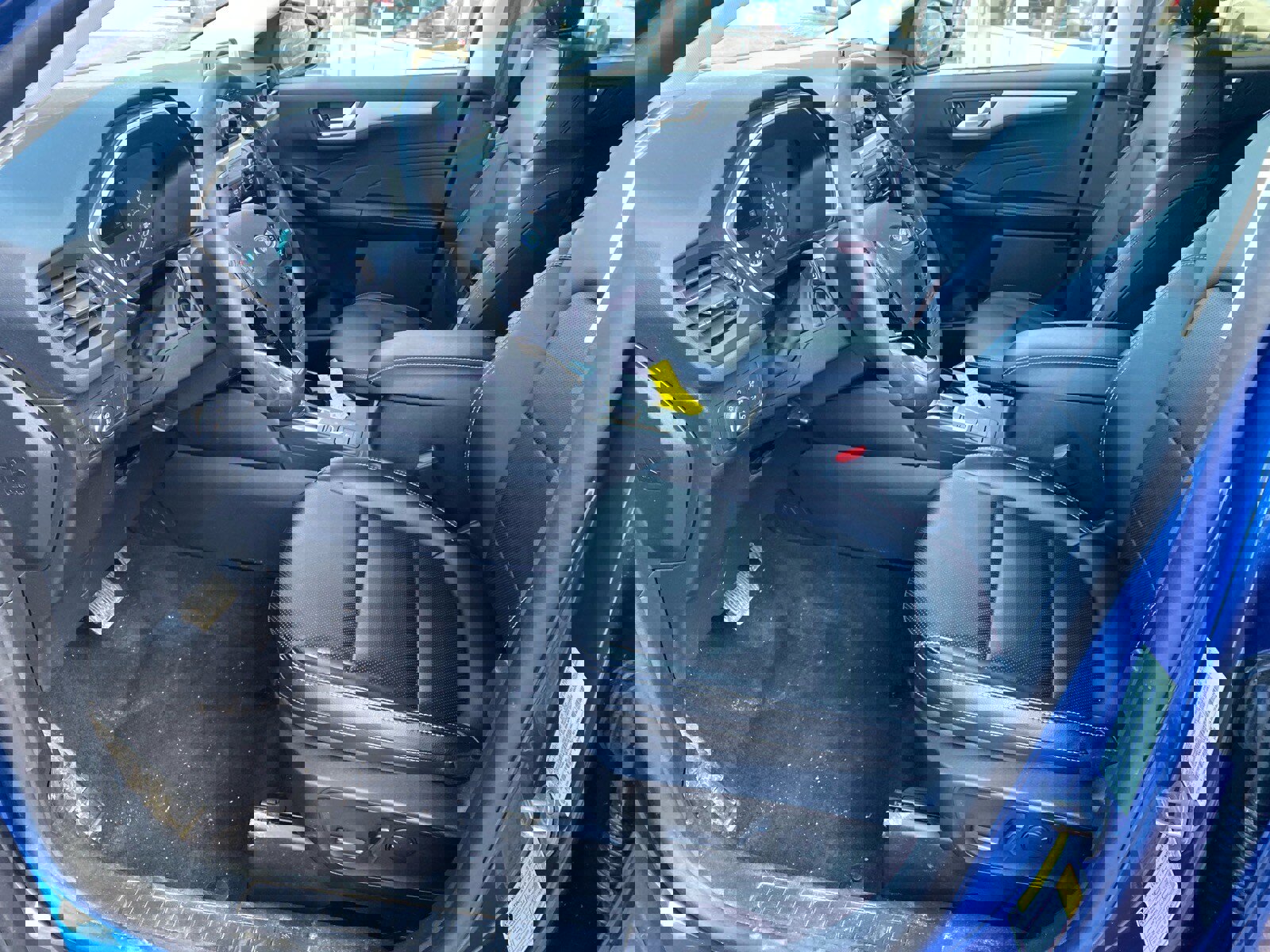 Used 2022 Ford Escape SEL image 9