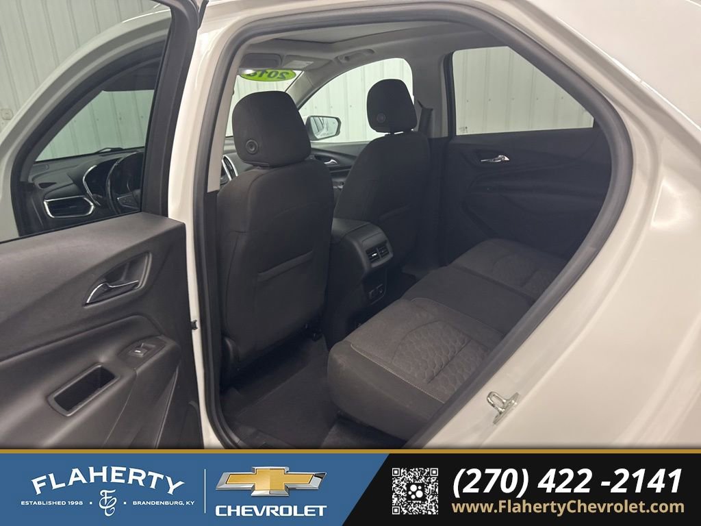 Used 2018 Chevrolet Equinox LT w/ Sun & Infotainment Package image 13