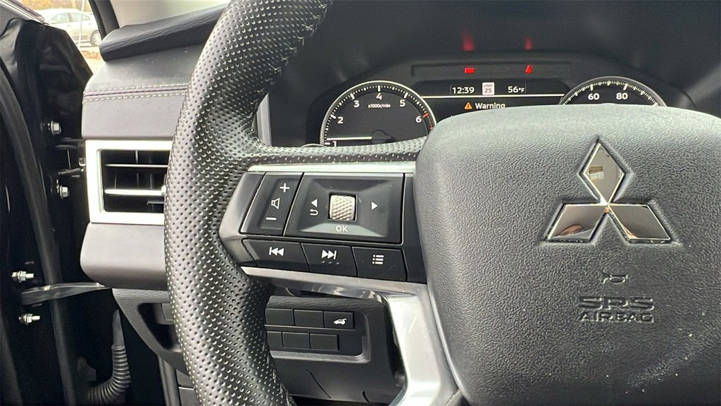 Used 2024 Mitsubishi Outlander SE image 31