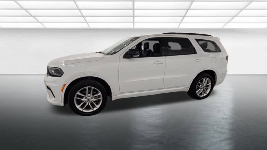 Used 2023 Dodge Durango GT image 3