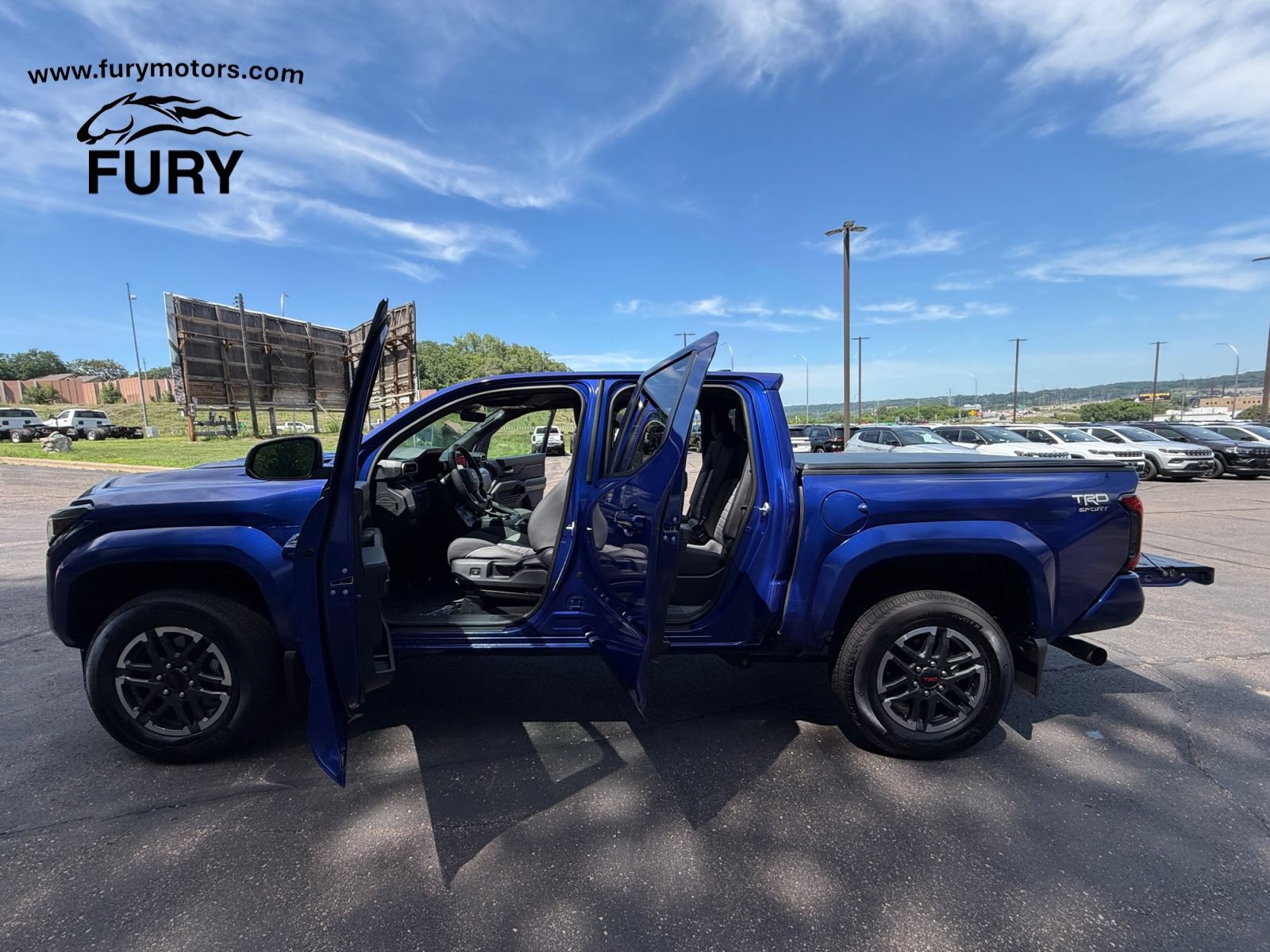 Used 2025 Toyota Tacoma TRD Sport AWD/4WD image 47