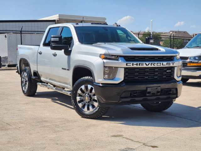 Used 2021 Chevrolet Silverado 2500 Custom w/ Custom Value Package AWD/4WD image 2