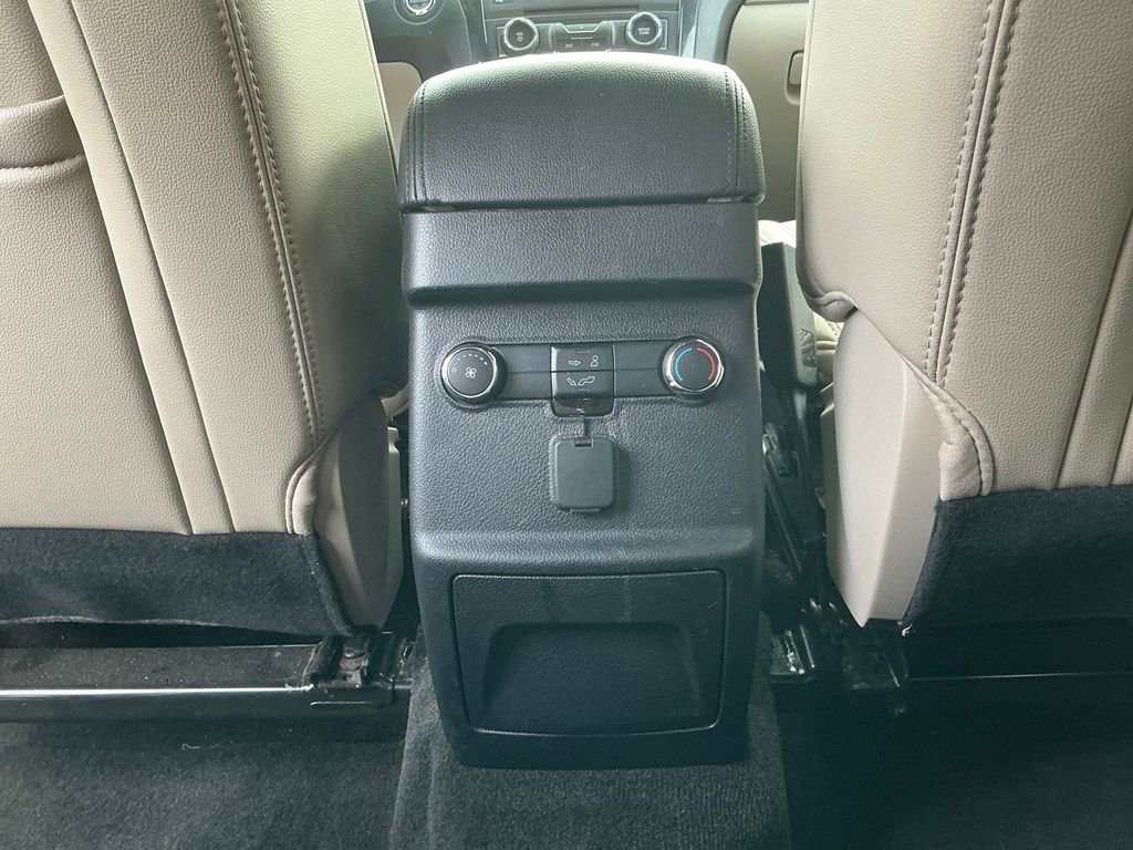 Used 2018 Ford Explorer XLT w/ Equipment Group 202A image 31