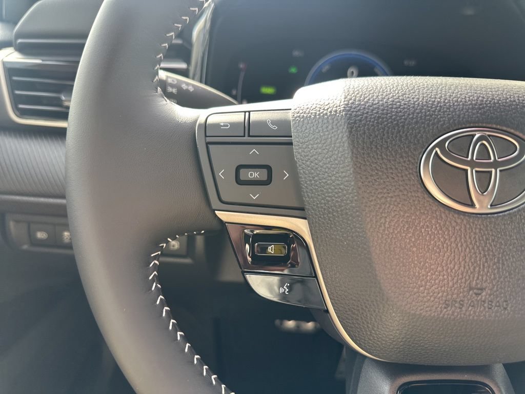 New 2026 Toyota Camry SE FWD image 24