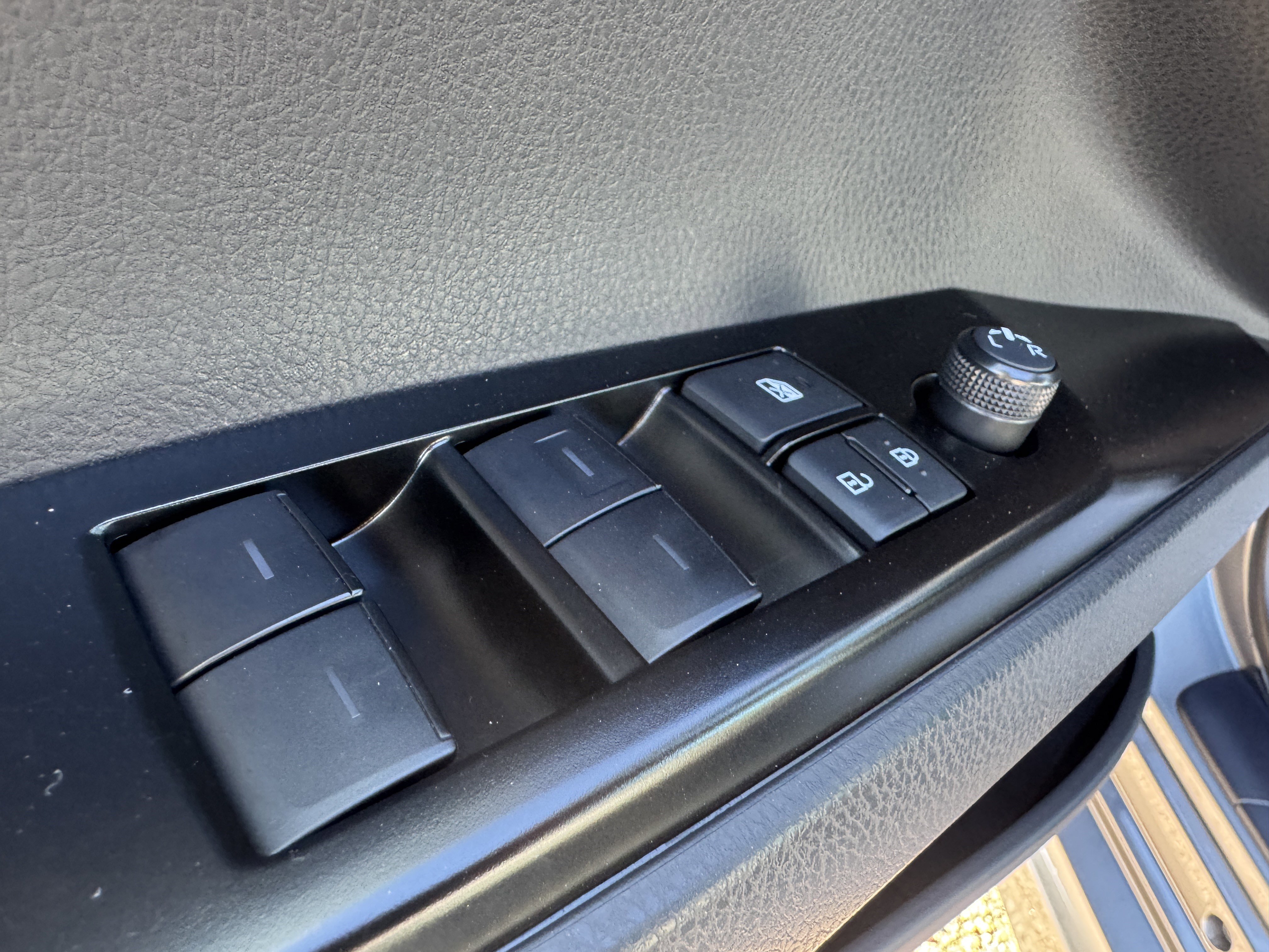 Certified 2025 Toyota Camry SE AWD/4WD image 10