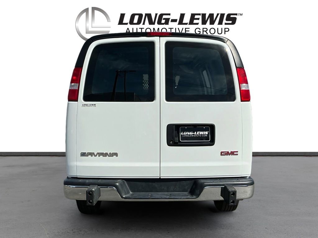 Used 2024 GMC Savana 2500 w/ Driver Convenience Package image 5