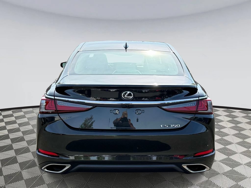 Used 2023 Lexus ES 350 w/ Premium Package FWD image 3