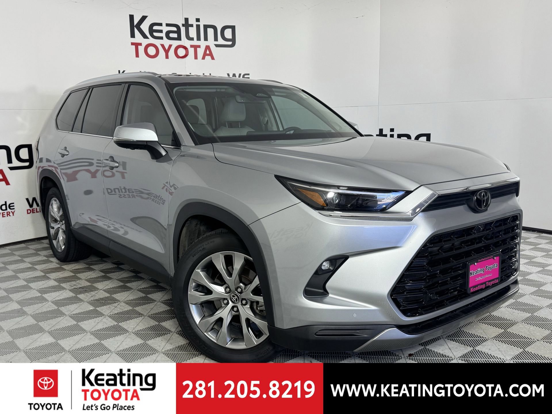 Used 2024 Toyota Grand Highlander Limited image 2