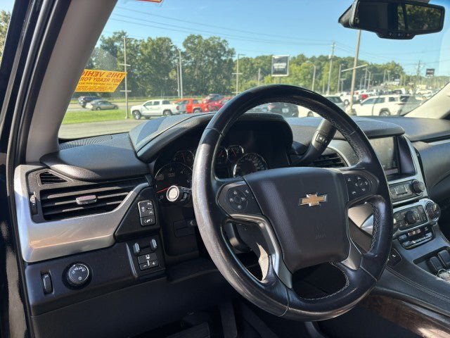 Used 2019 Chevrolet Tahoe LT w/ RST Edition RWD image 12