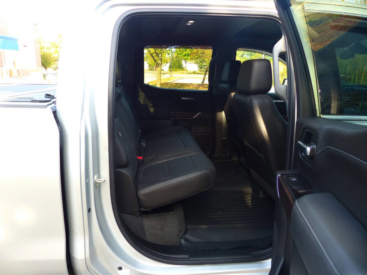Used 2020 GMC Sierra 1500 SLT AWD/4WD image 42