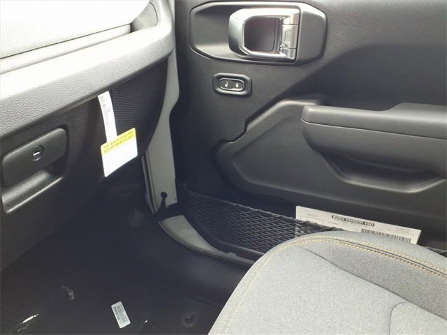 New 2026 Jeep Wrangler Sport S image 19