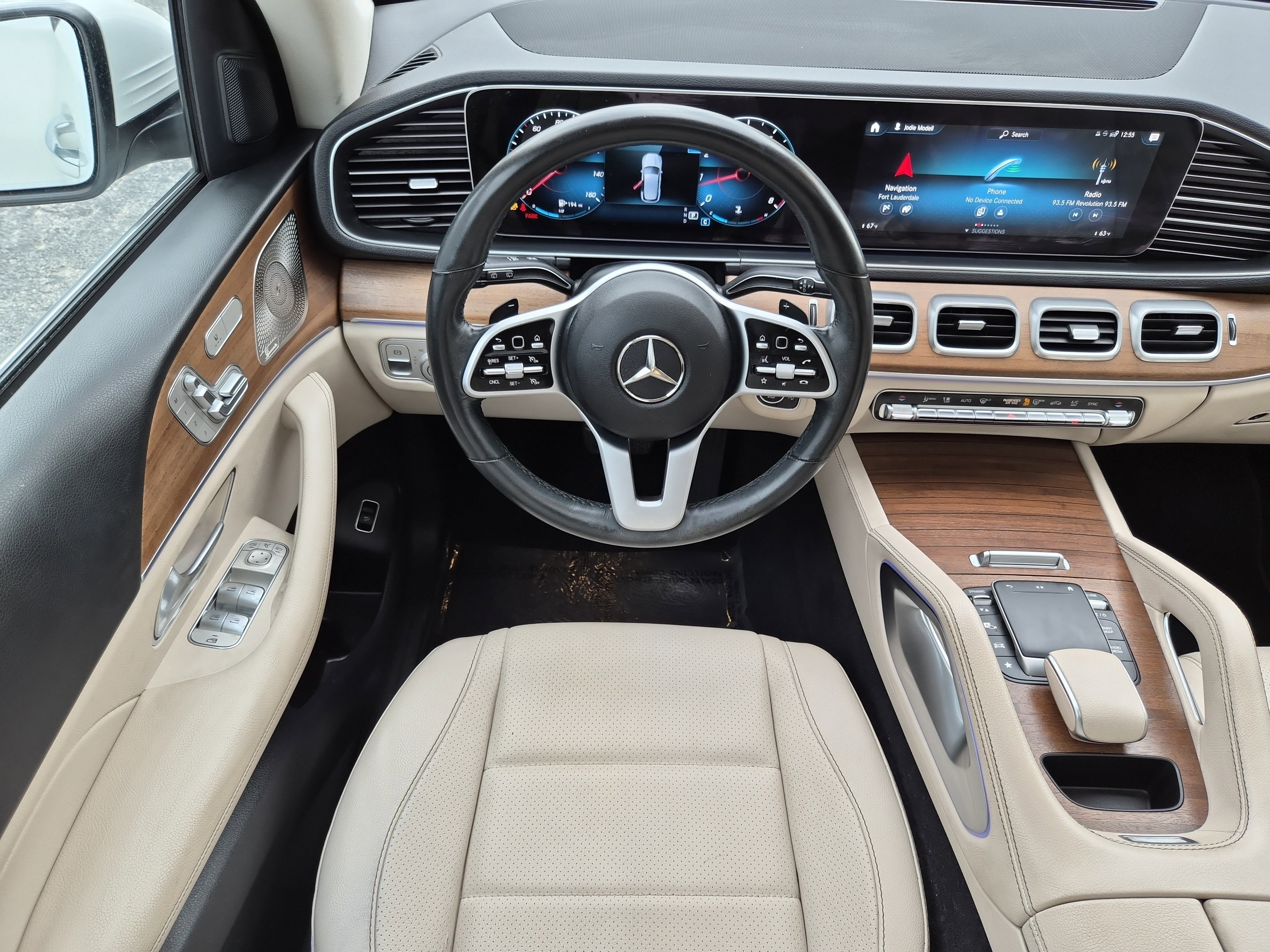 Used 2022 Mercedes-Benz GLE 350 w/ Premium Package image 11