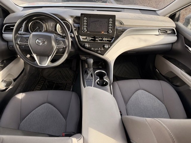 Used 2022 Toyota Camry LE image 12