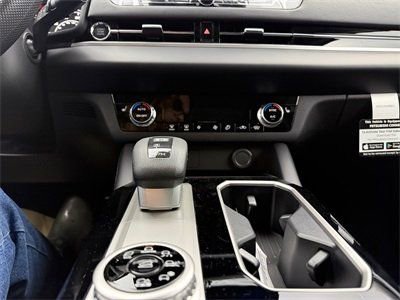 New 2026 Mitsubishi Outlander ES image 22