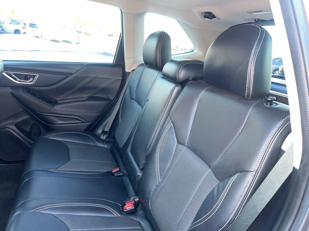 Used 2022 Subaru Forester Premium image 22
