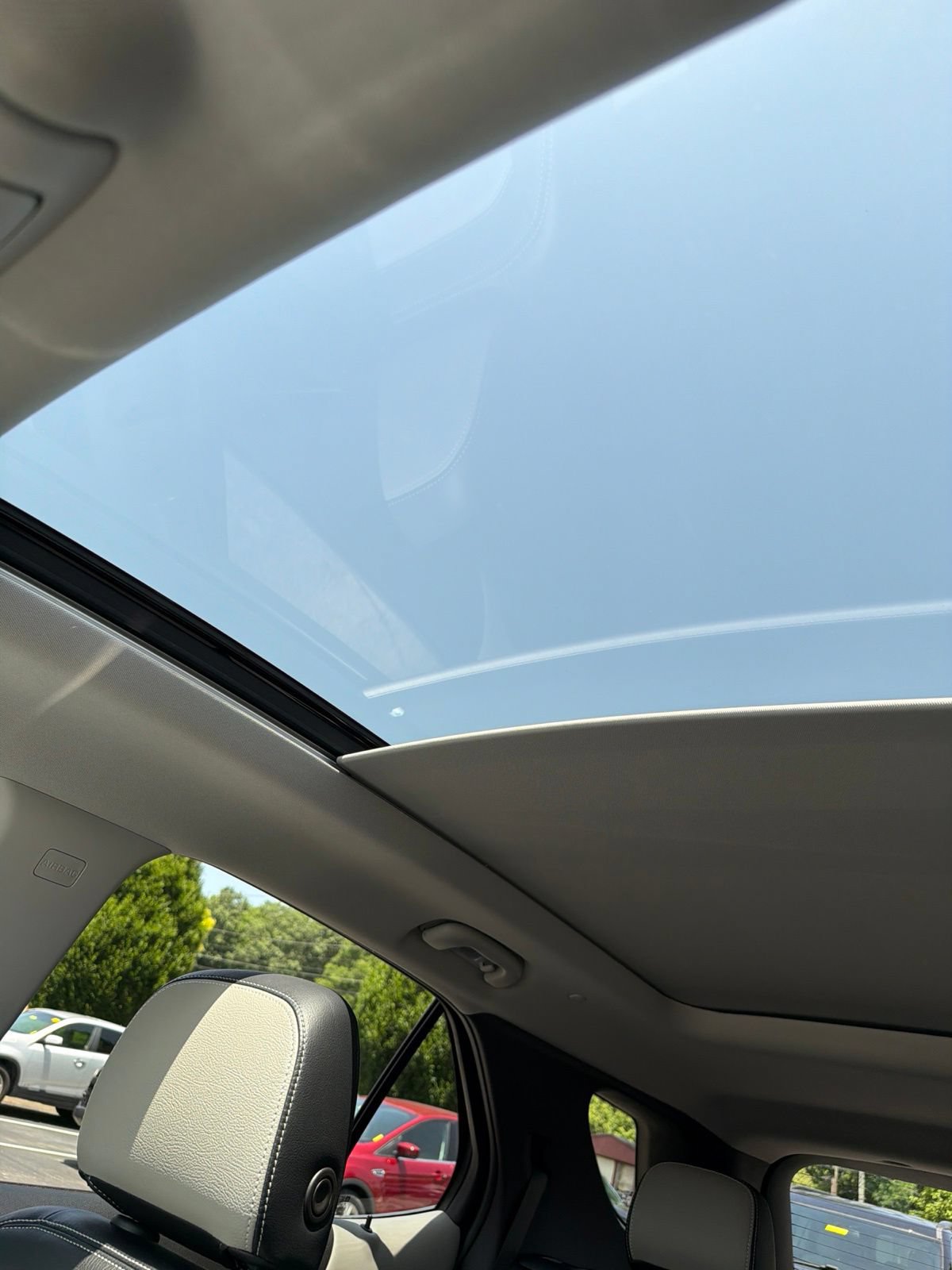Used 2022 Chevrolet Equinox LT FWD image 25
