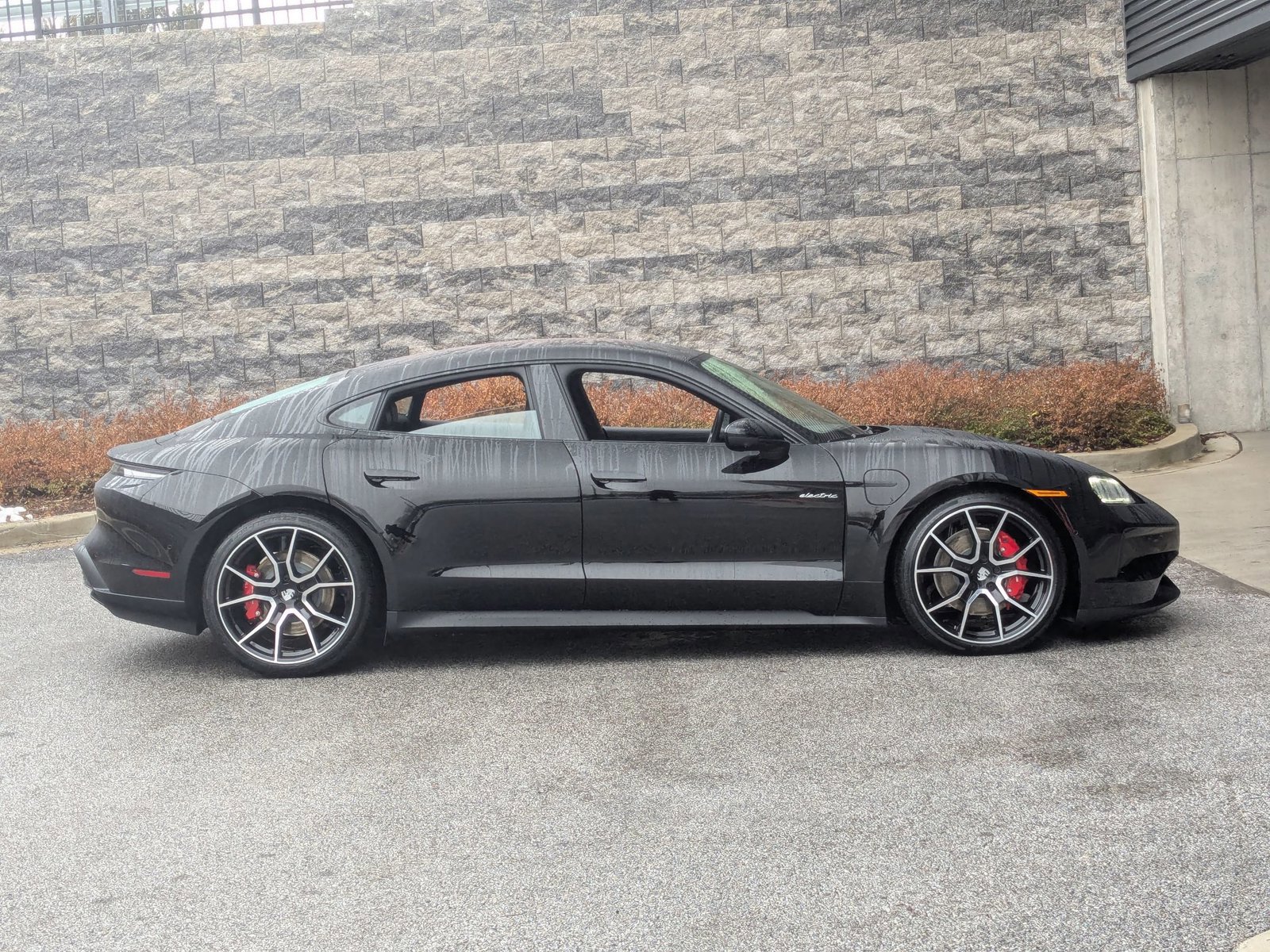 New 2026 Porsche Taycan 4S image 8