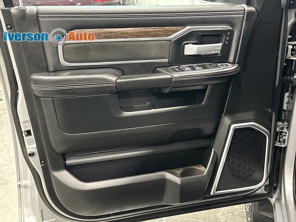 Used 2020 RAM 2500 Laramie AWD/4WD image 15