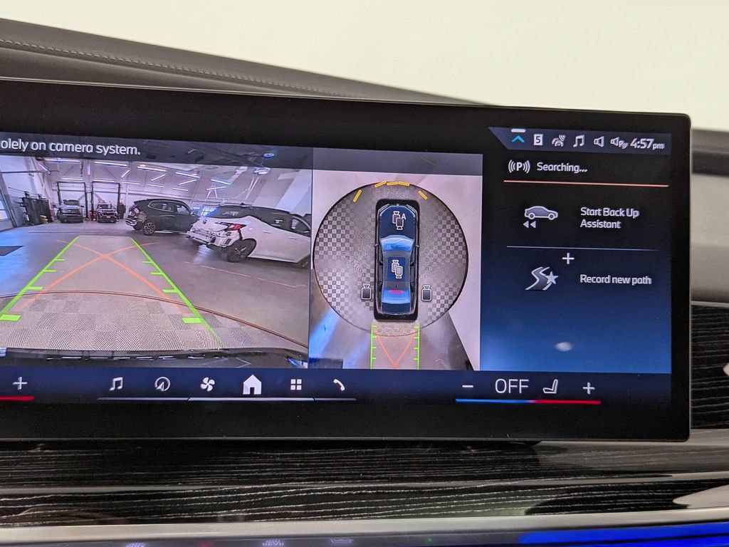 Used 2026 BMW i7 xDrive60 AWD/4WD image 27