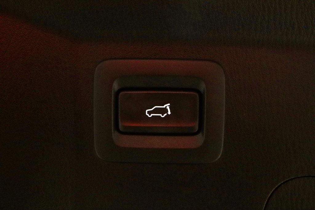 Used 2023 MAZDA CX-9 Touring Plus image 18