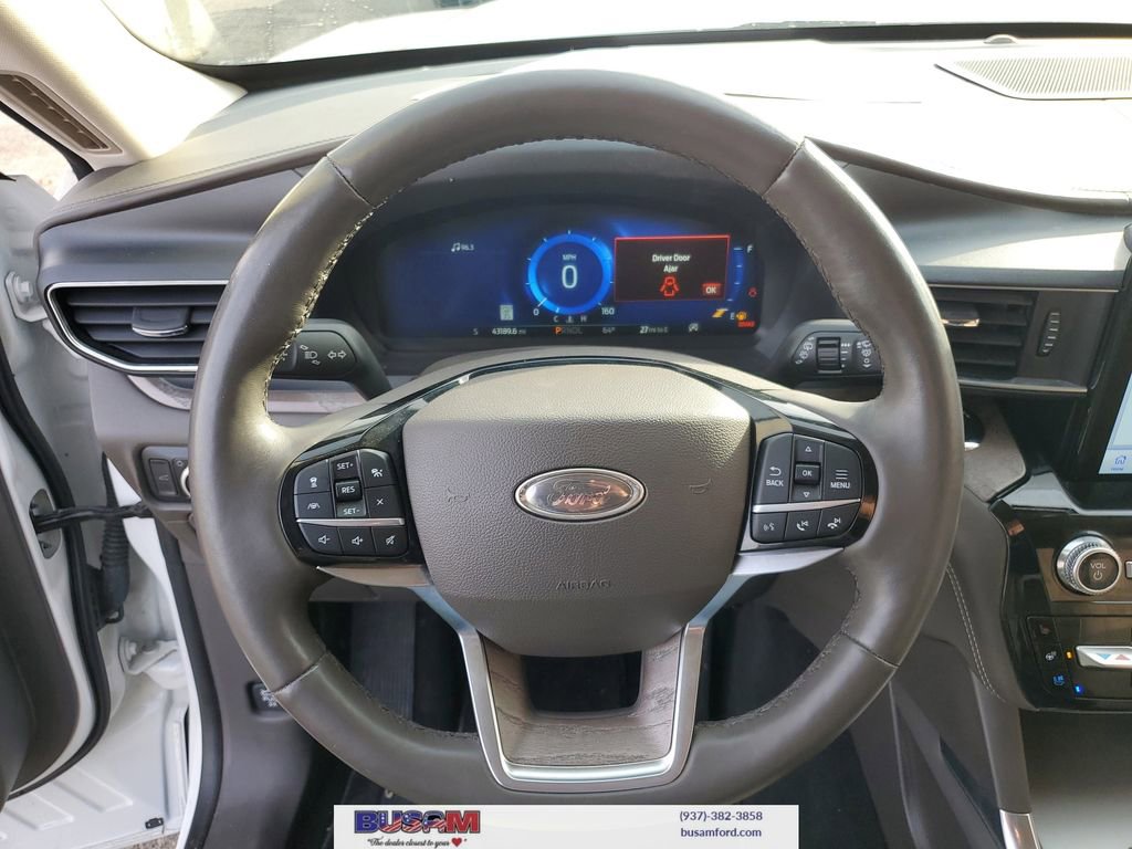 Certified 2022 Ford Explorer Platinum w/ Equipment Group 601A image 24