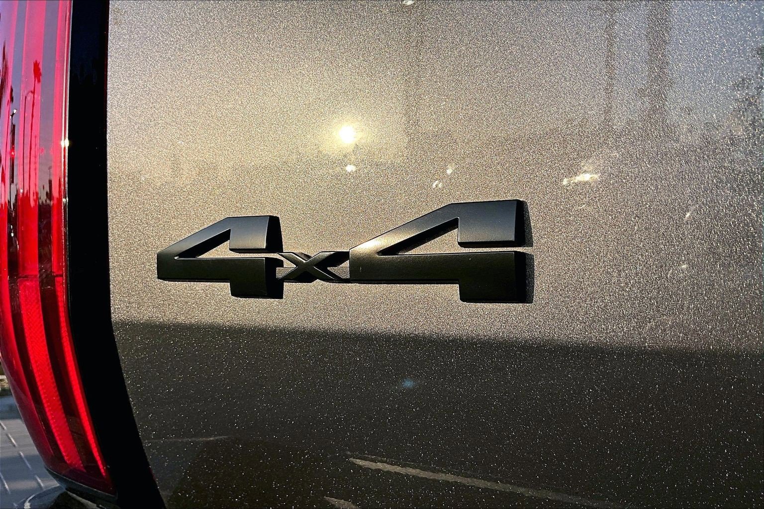 Used 2024 Toyota Tundra Limited image 8