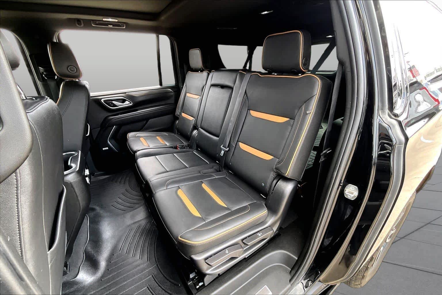 Used 2022 GMC Yukon XL AT4 AWD/4WD image 21