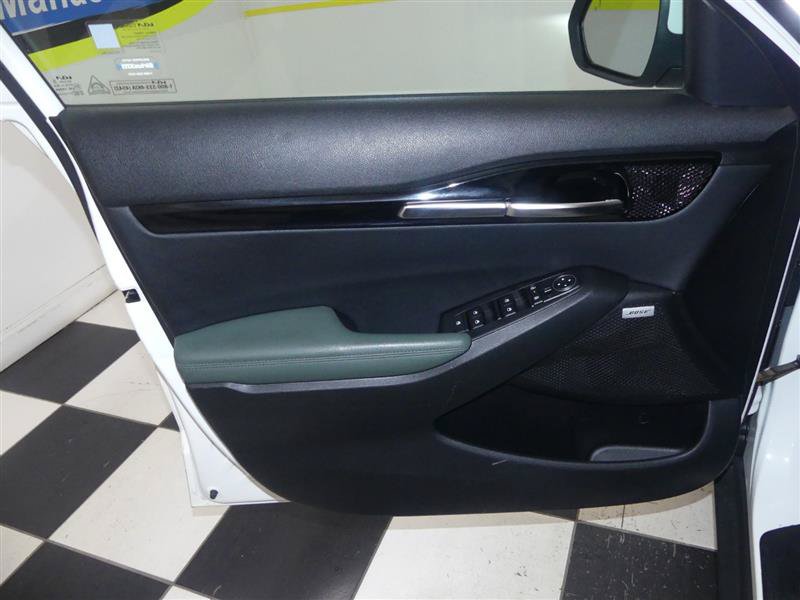 Used 2024 Kia Seltos SX w/ SX Sunroof Package AWD/4WD image 23