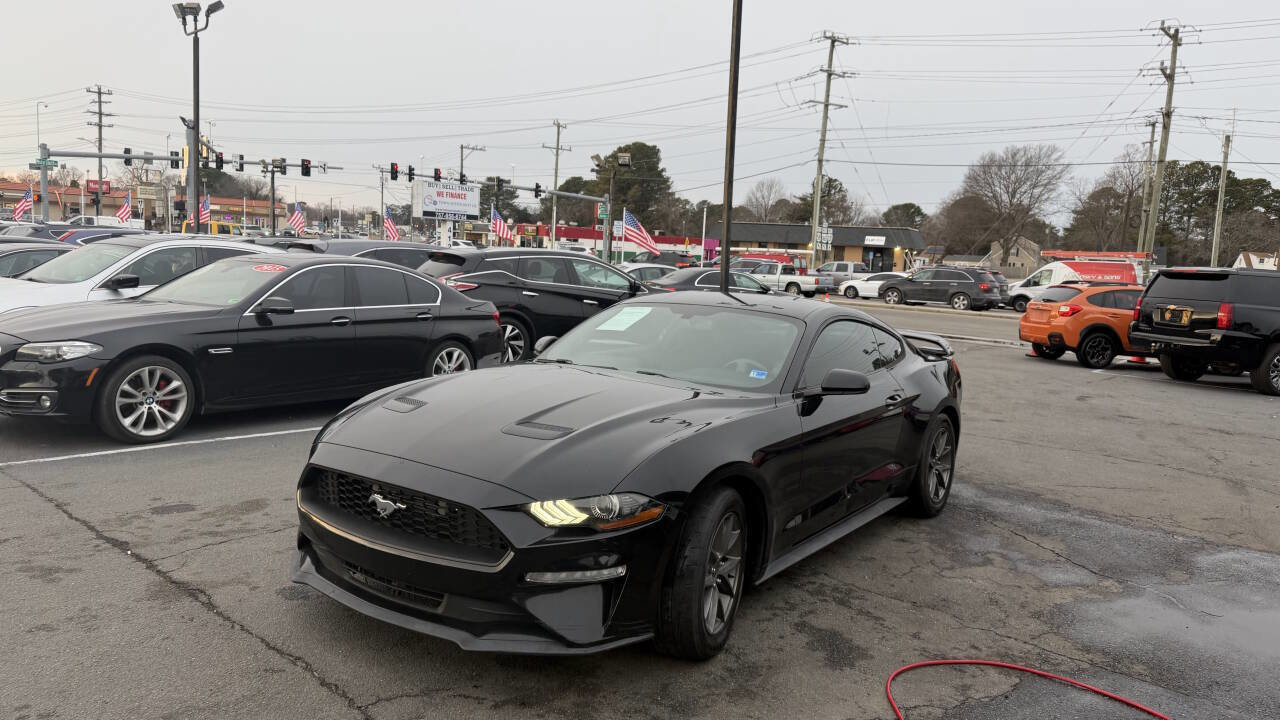 Used 2018 Ford Mustang EcoBoost 2dr Fastback image 9
