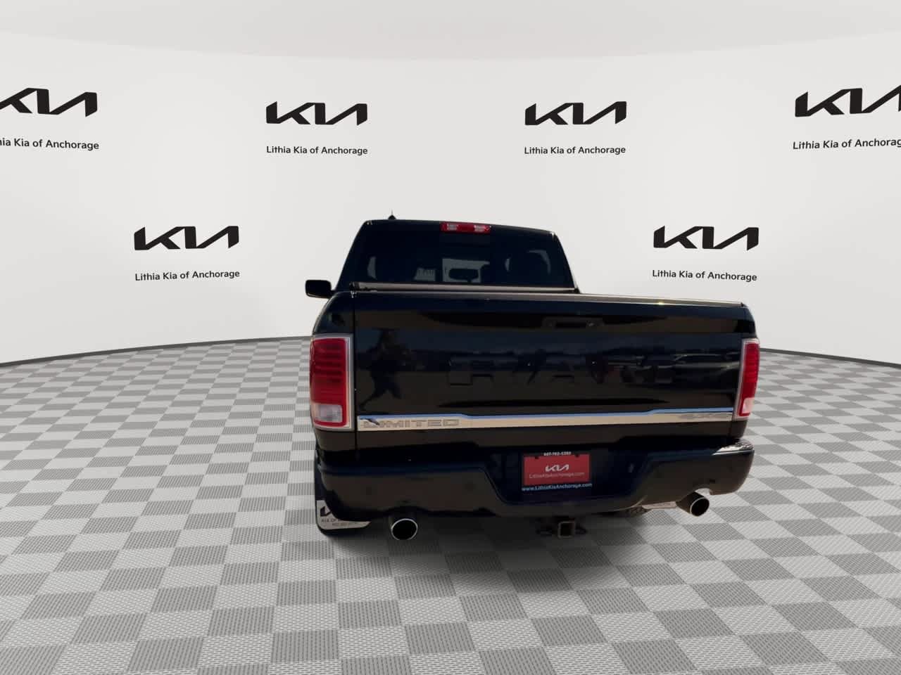 Used 2017 RAM 1500 Limited AWD/4WD image 7