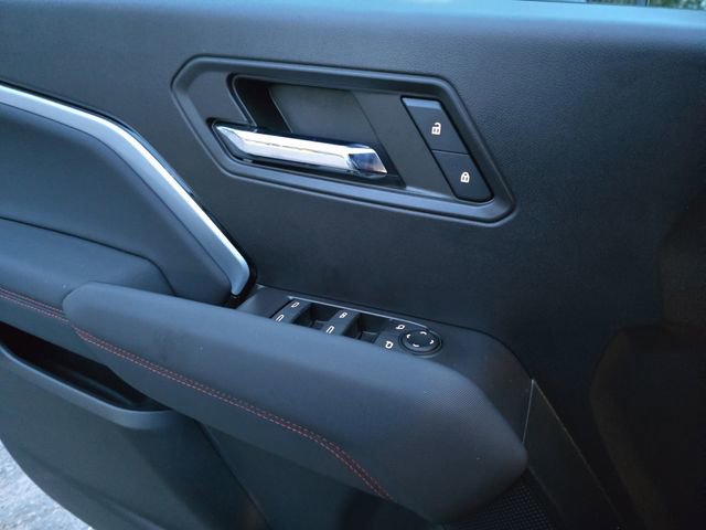 Used 2024 Chevrolet Colorado Z71 w/ Z71 Convenience Package 2 image 24