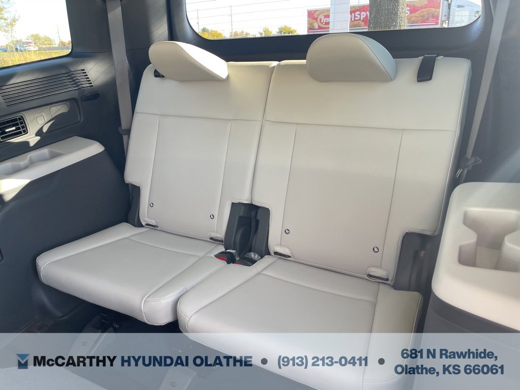 Used 2025 Hyundai Santa Fe SEL image 6
