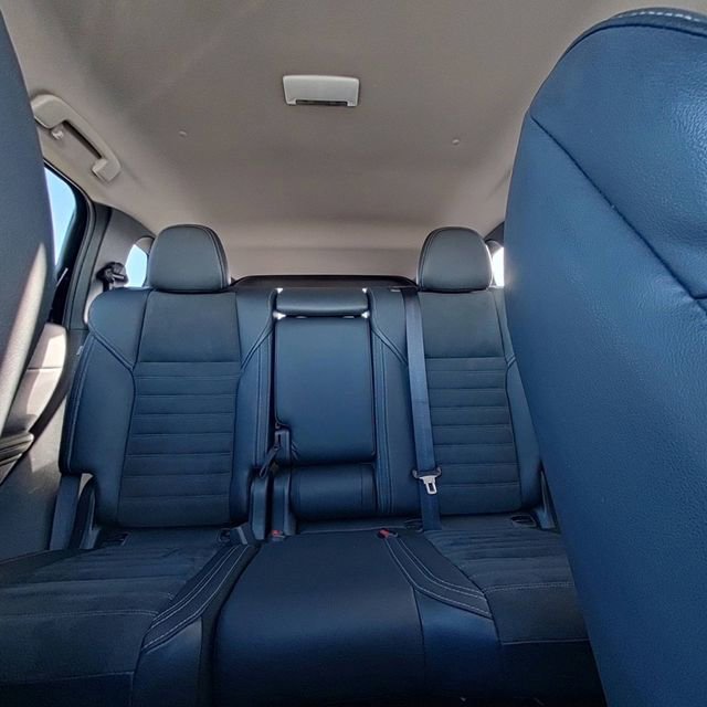 Used 2024 Mitsubishi Outlander SE image 28