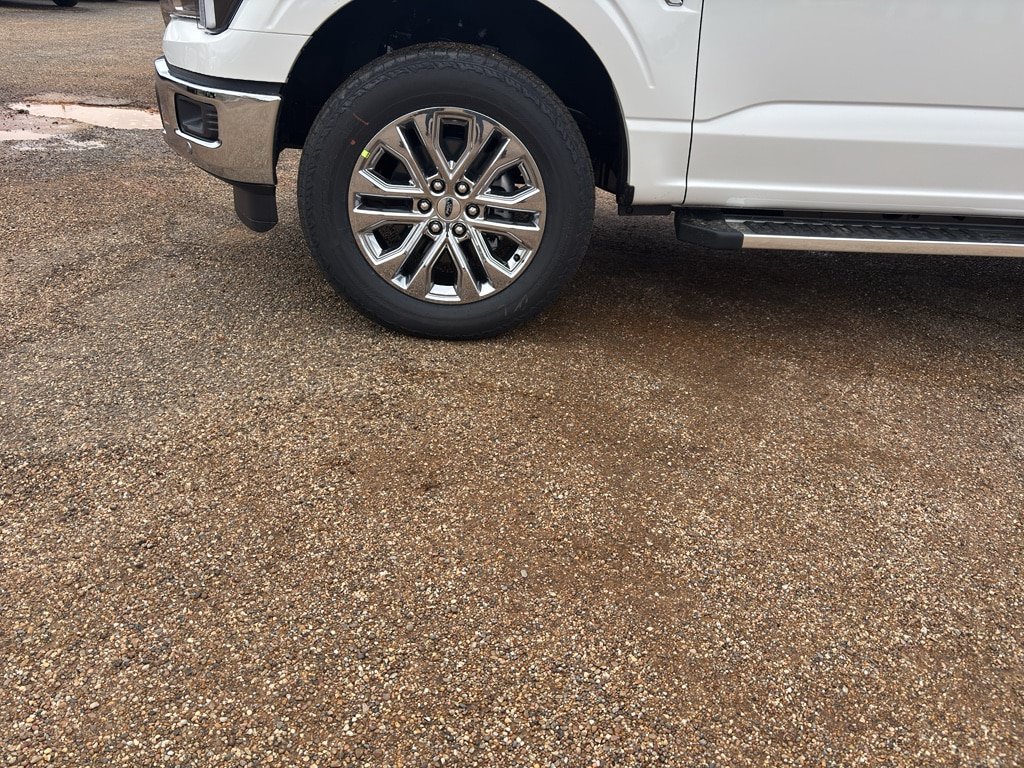 New 2026 Ford F150 Lariat w/ Equipment Group 501A Mid AWD/4WD image 9