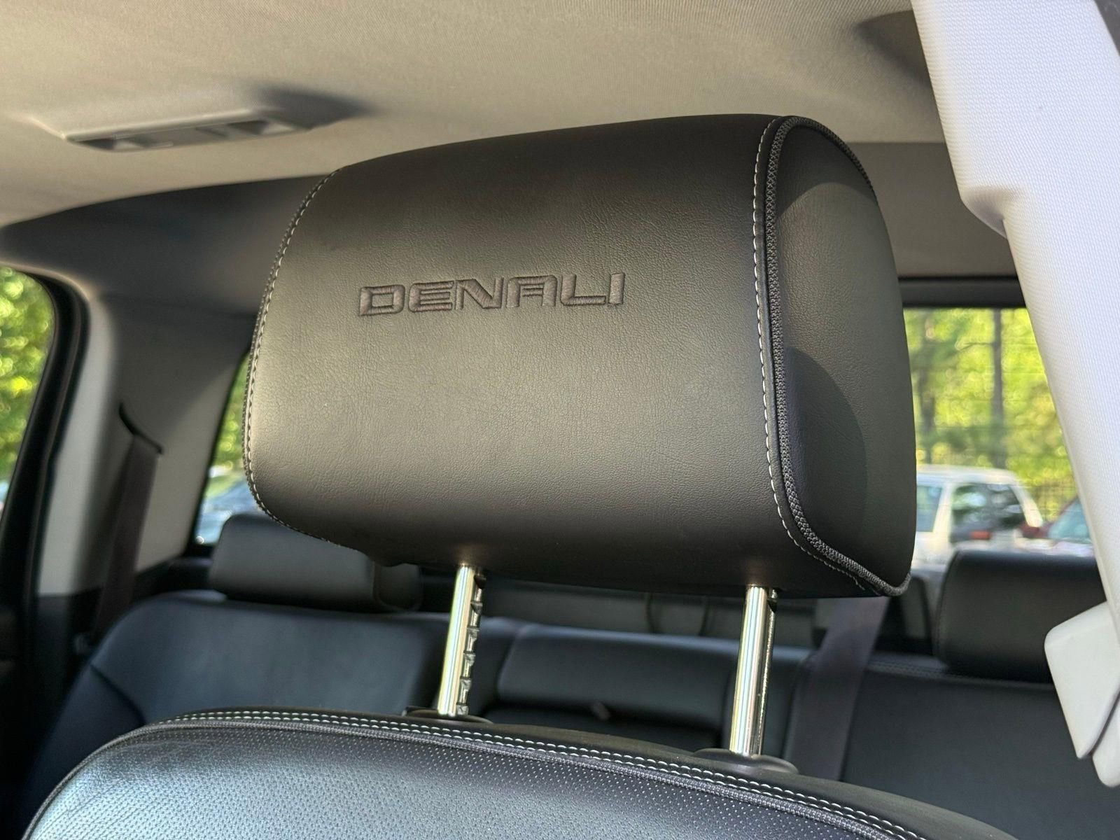 Used 2017 GMC Sierra 1500 Denali w/ Denali Ultimate Package AWD/4WD image 28