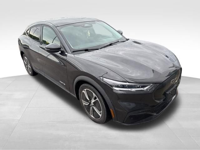 Used 2022 Ford Mustang Mach-E Select AWD/4WD image 4