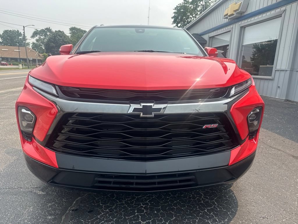 Used 2026 Chevrolet Blazer RS w/ Enhanced Convenience Package AWD/4WD image 2