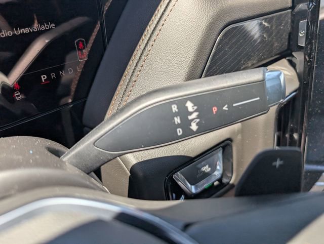 New 2026 GMC Yukon XL AT4 w/ AT4 Premium Plus Package AWD/4WD image 22