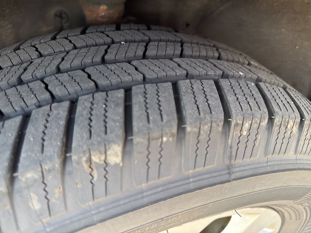 Used 2012 Honda CR-V EX-L image 18