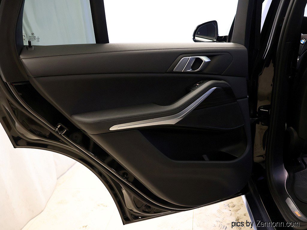 Used 2021 BMW X5 xDrive45e w/ Parking Assistance Package image 29