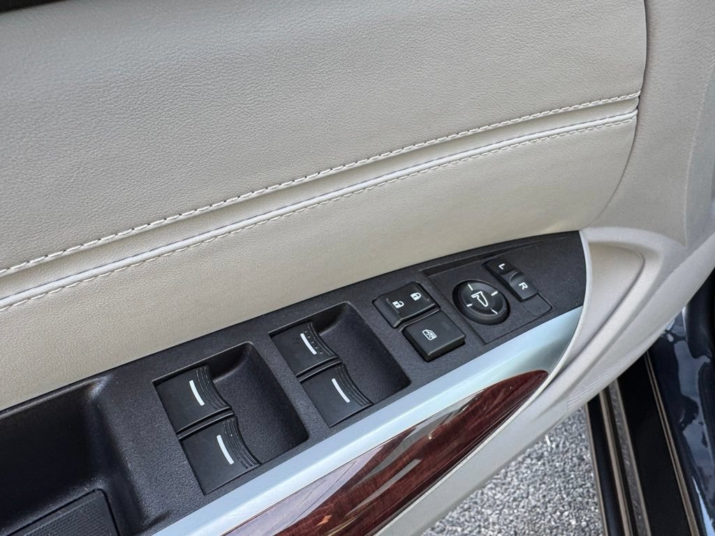Used 2015 Acura TLX V6 FWD image 13
