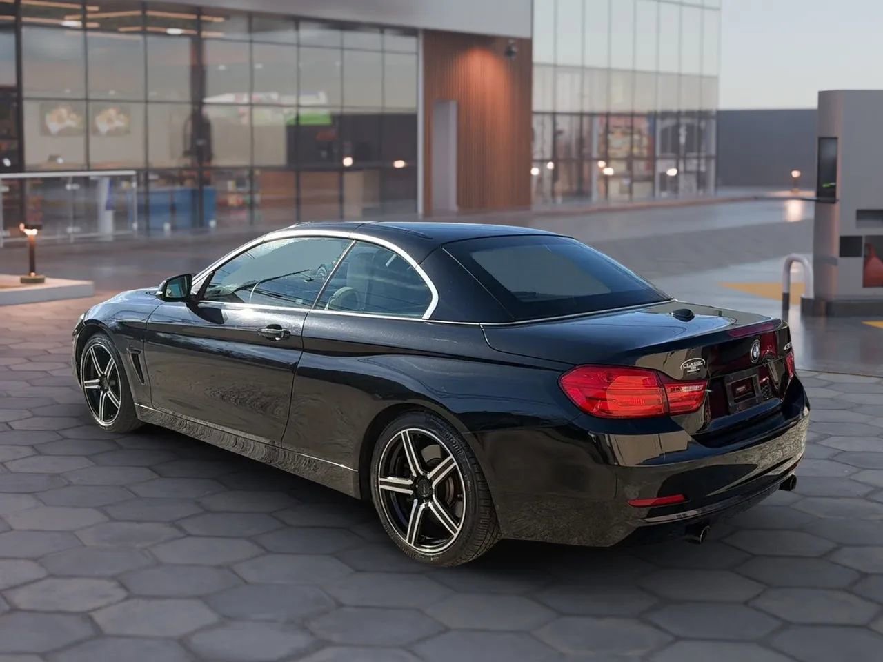 Used 2016 BMW 435i 435i Convertible 2D image 5