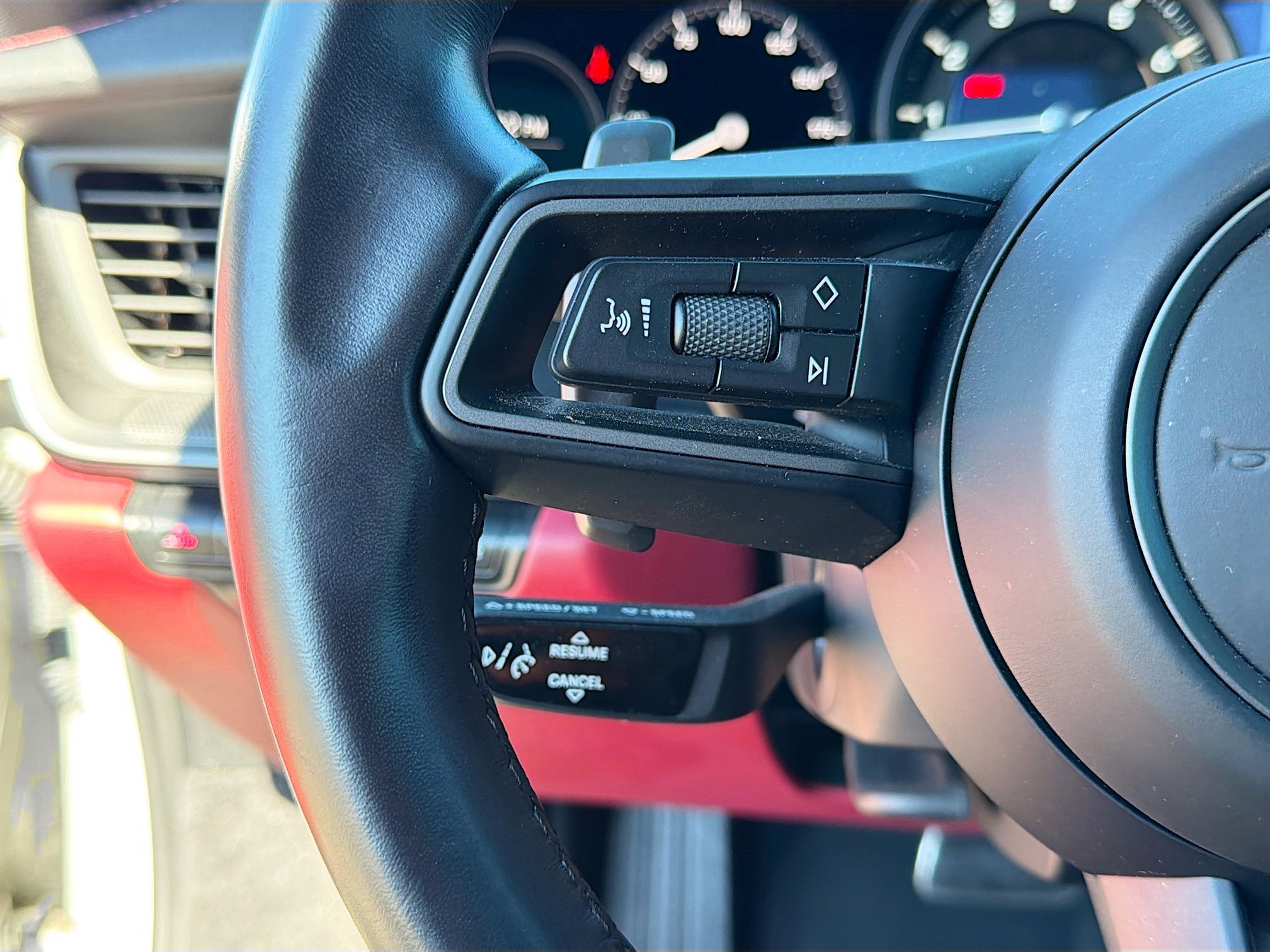 Used 2024 Porsche 911 Carrera 4 image 35