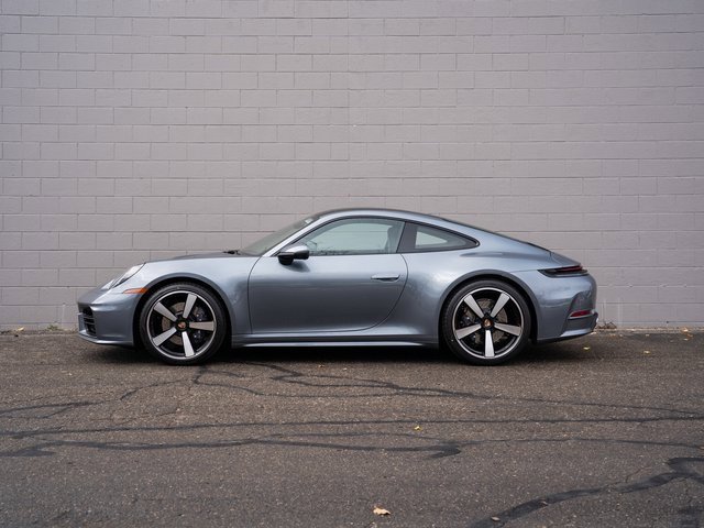 New 2026 Porsche 911 Carrera video 2