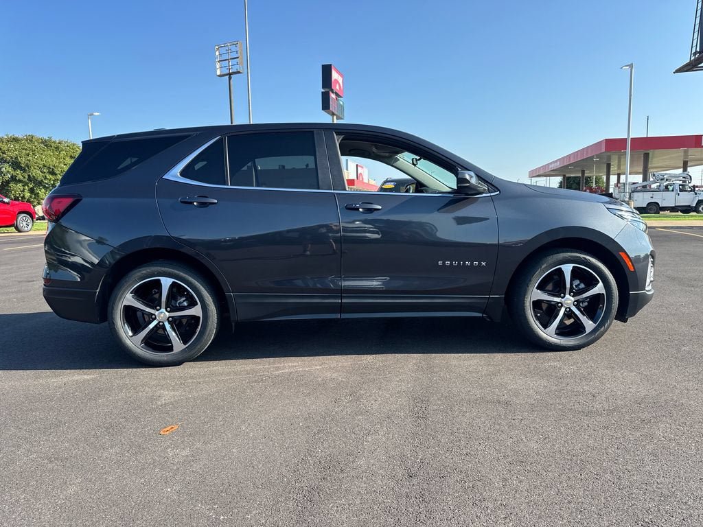 Used 2022 Chevrolet Equinox LT FWD image 8