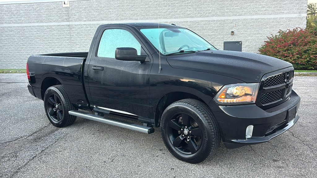 Used 2014 RAM 1500 Express RWD image 24