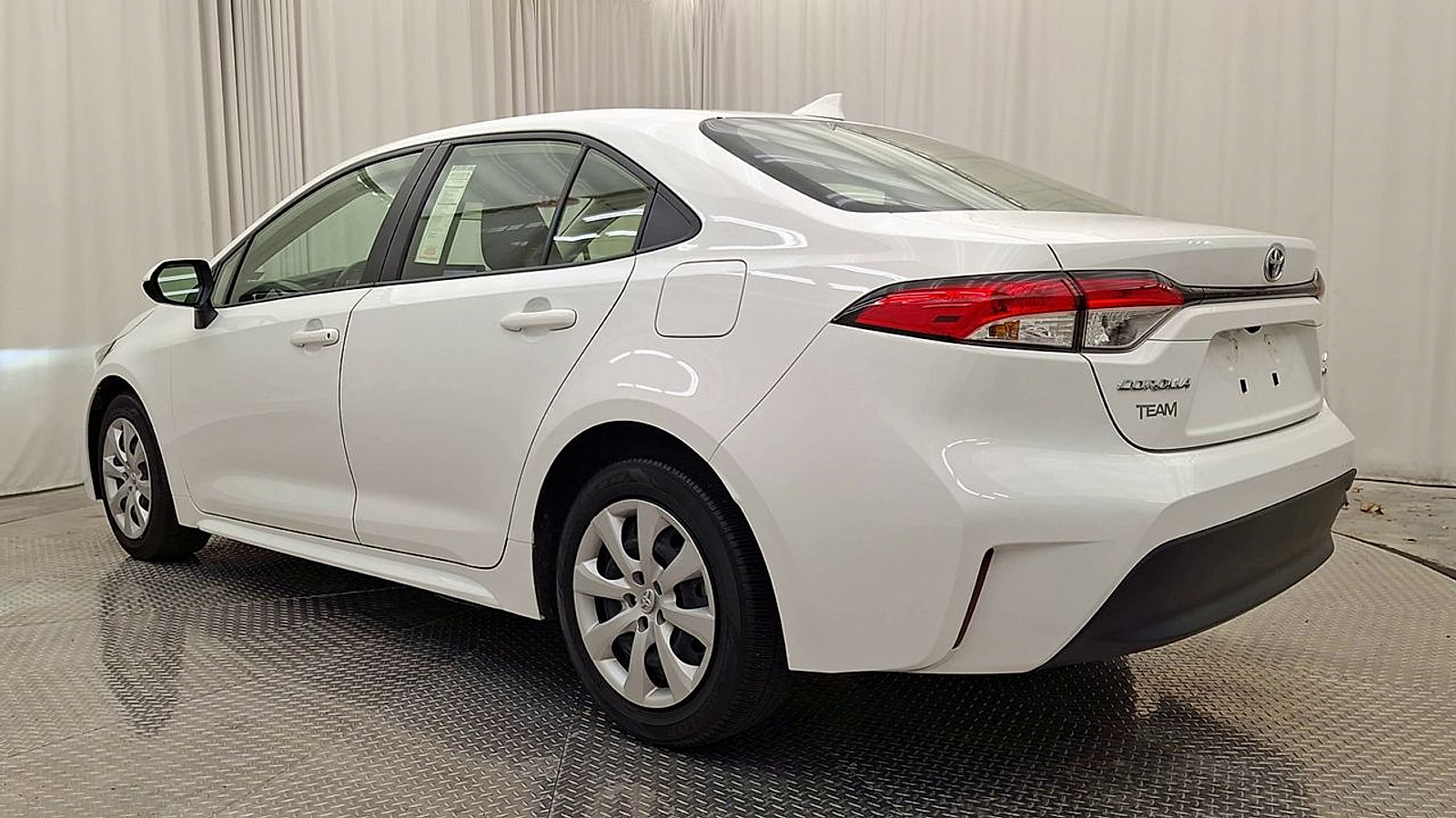 Certified 2025 Toyota Corolla LE FWD image 13