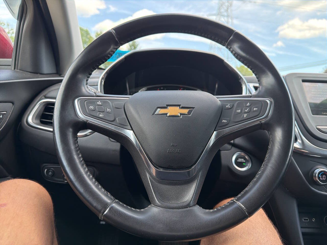 Used 2019 Chevrolet Equinox LT AWD/4WD image 21