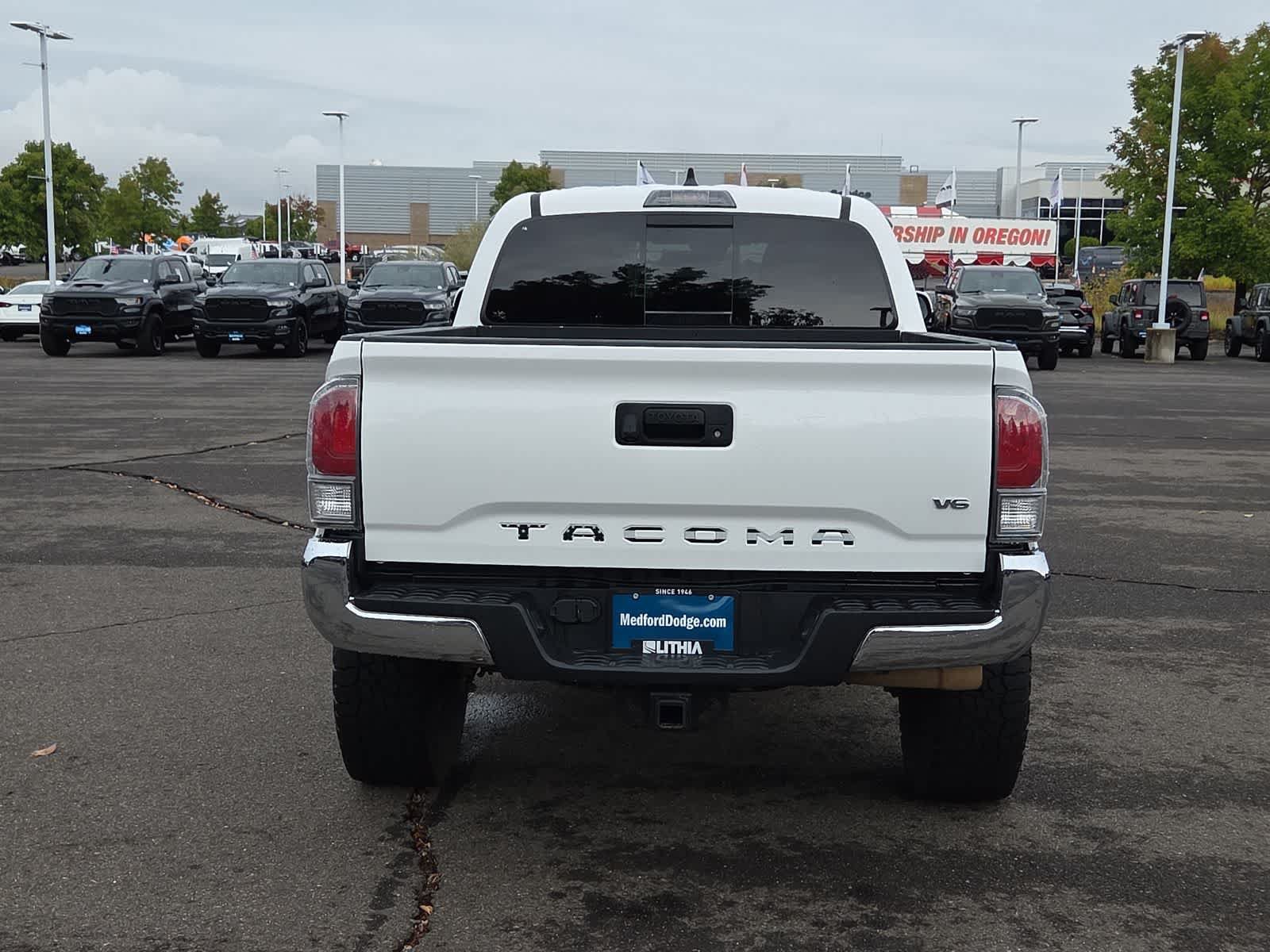 Used 2023 Toyota Tacoma TRD Off-Road AWD/4WD image 13