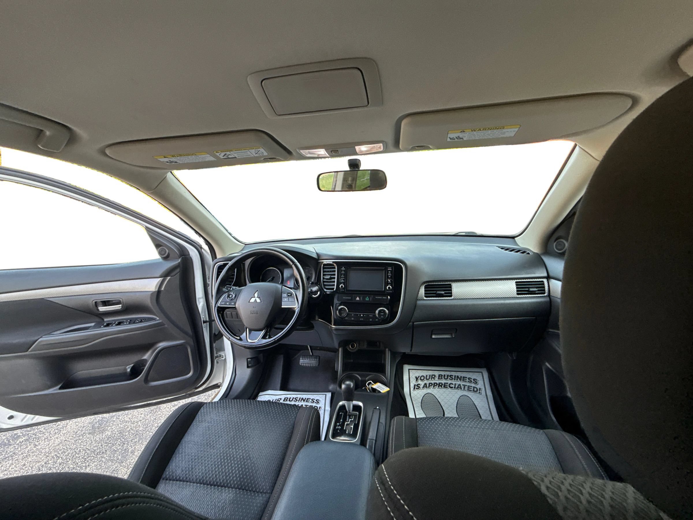 Used 2016 Mitsubishi Outlander SE AWD/4WD image 21